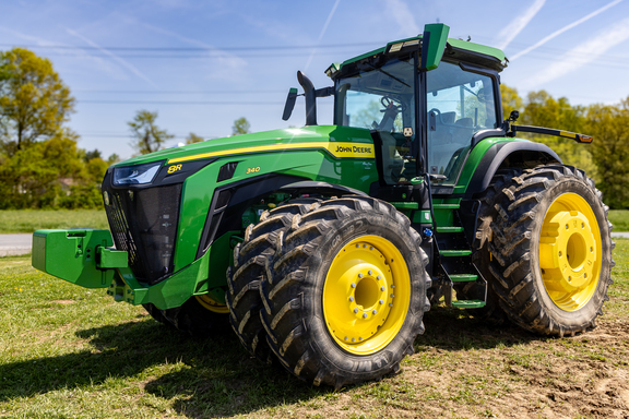 2024 John Deere 8R 340