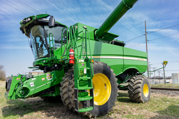 2024 John Deere S770