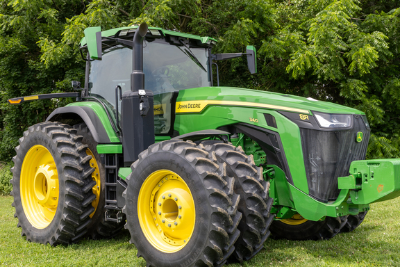 2024 John Deere 8R 340