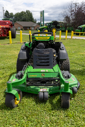 2024 John Deere 850