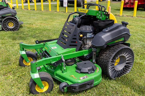 2024 John Deere 850