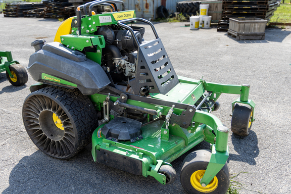 2024 John Deere 850
