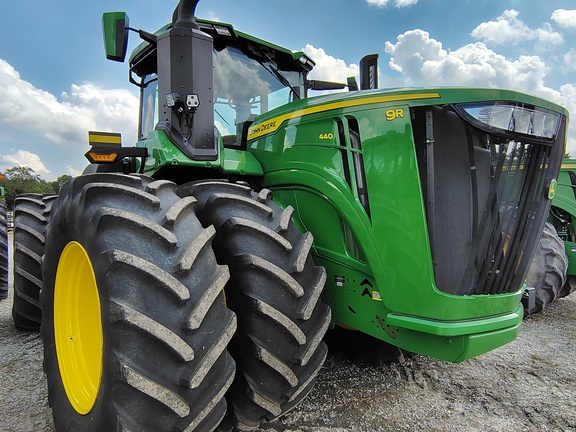 2025 John Deere 9R 440