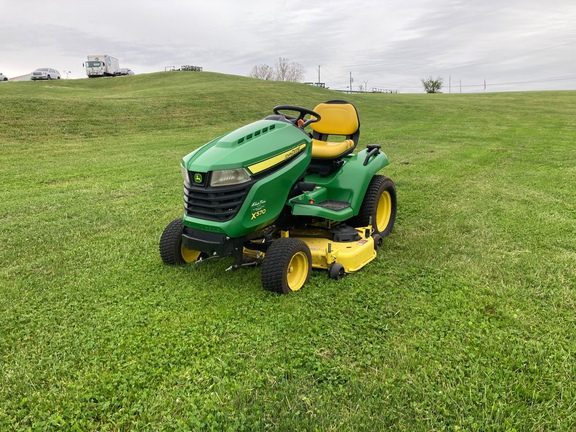 2016 John Deere X570