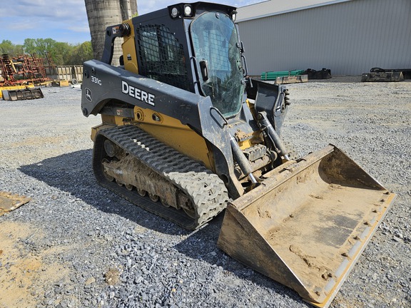 2017 John Deere 331G