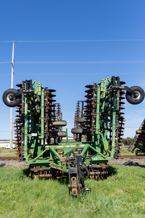 2011 Great Plains UT5042