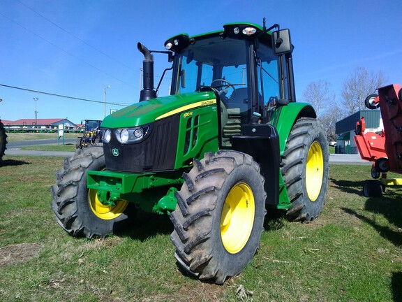 2022 John Deere 6110M