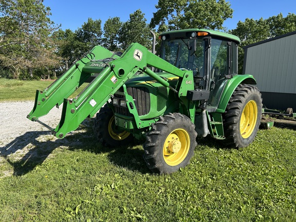 2003 John Deere 6415
