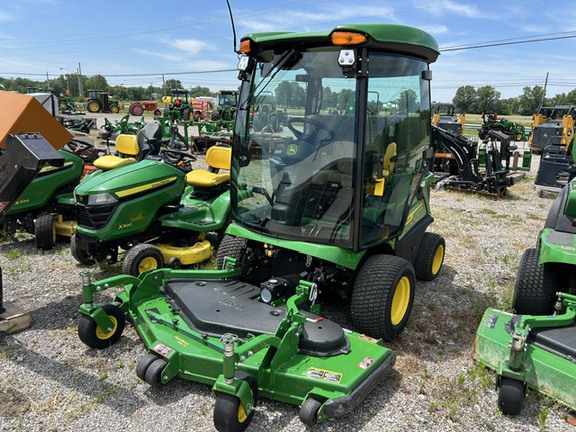 2025 John Deere 1575