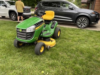 2015 John Deere D110