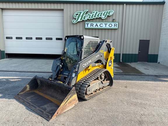 2023 John Deere 317G