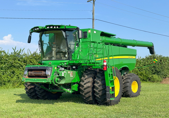 2021 John Deere S780