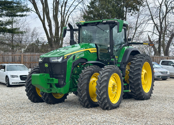 2025 John Deere 8R 340