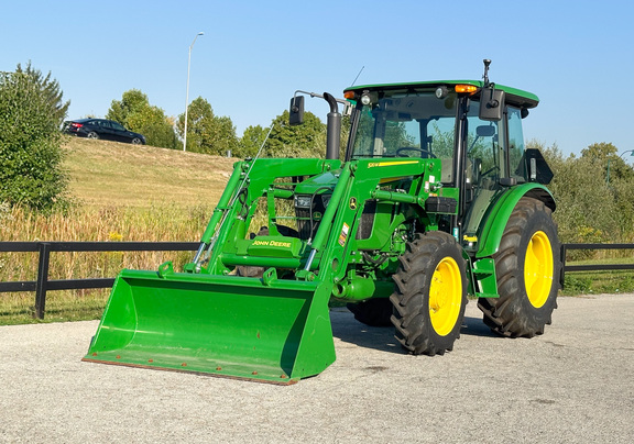 2024 John Deere 5075E