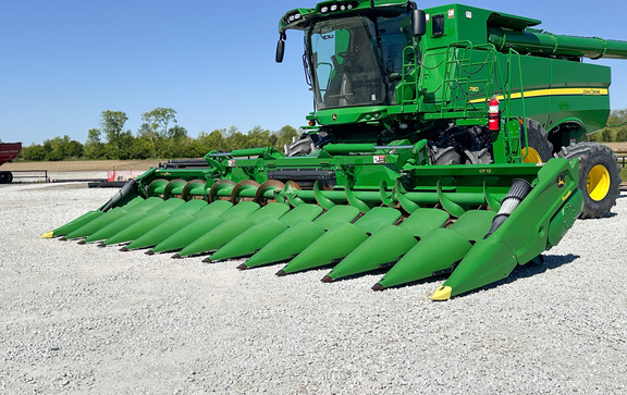 2025 John Deere CF 12