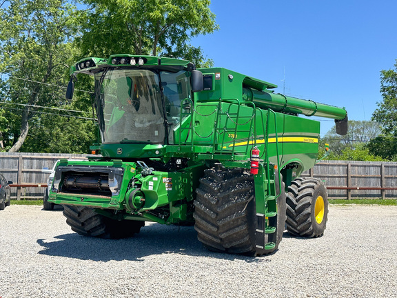 2024 John Deere S780