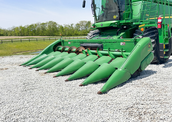 2013 John Deere 608C