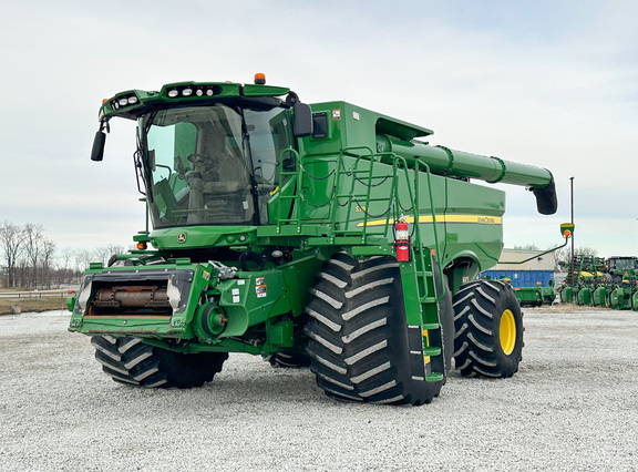 2019 John Deere S780