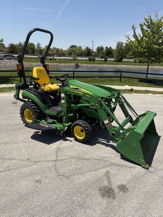 2023 John Deere 1025R