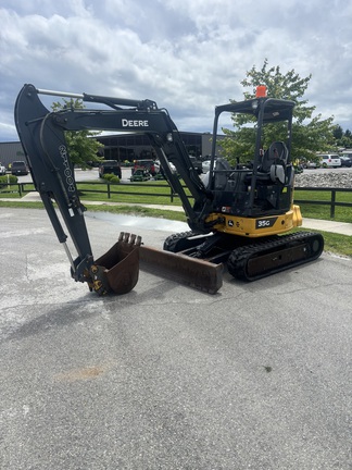2022 John Deere 35G
