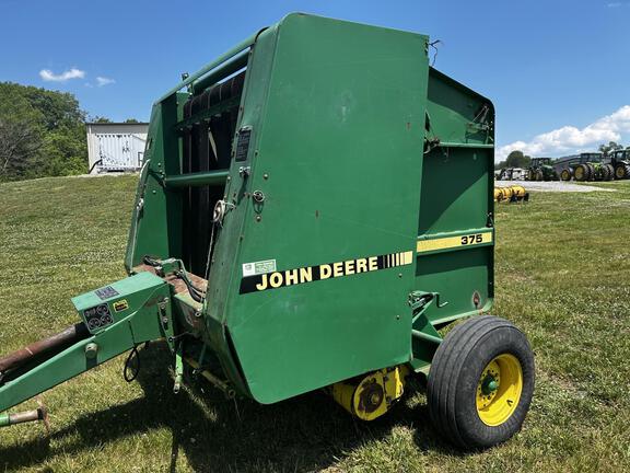 1990 John Deere 375