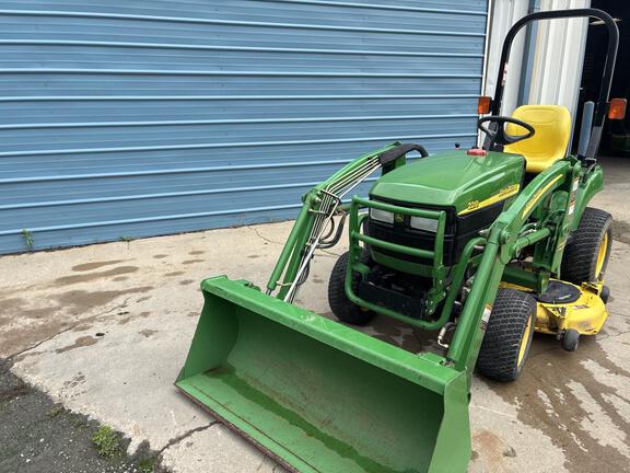 2005 John Deere 2210