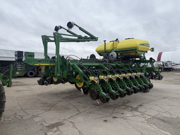 2013 John Deere 1790