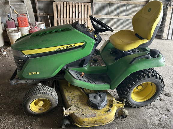 2021 John Deere X590