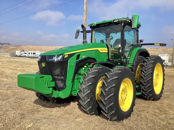 2024 John Deere 8R 340