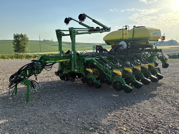 2019 John Deere 1795