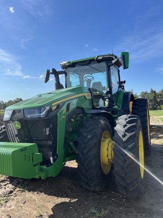 2025 John Deere 8R 410