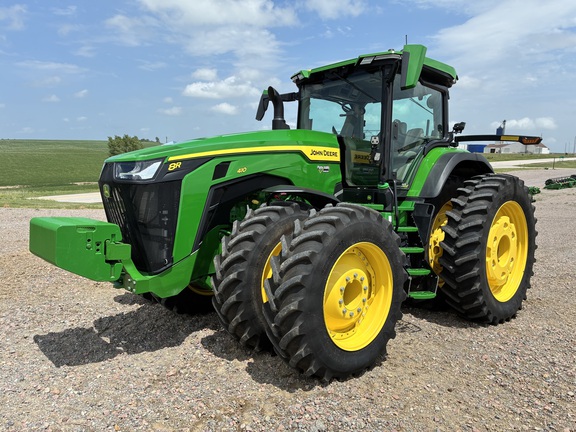 2025 John Deere 8R 410