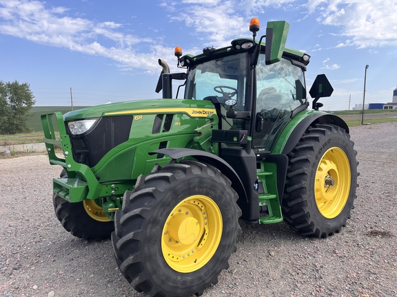 2024 John Deere 6R 155