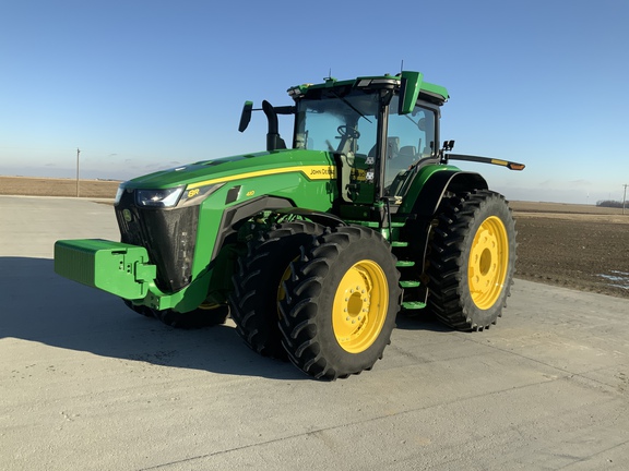 2023 John Deere 8R 410