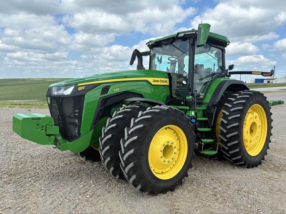 2025 John Deere 8R 370