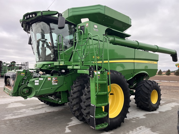 2021 John Deere S770