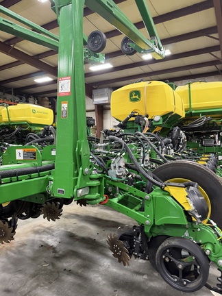 2024 John Deere 1775NT