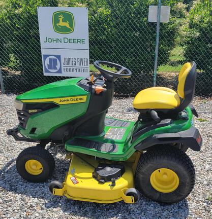 2022 John Deere S240