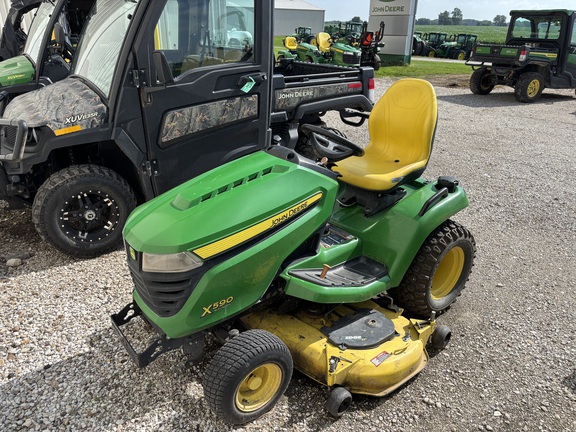 2016 John Deere X590