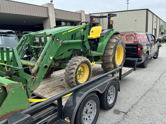 2020 John Deere 4044M
