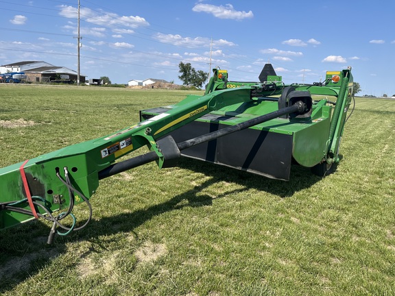 2012 John Deere 630