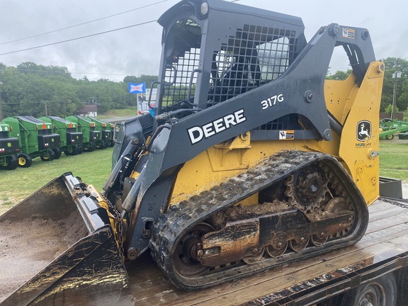 2019 John Deere 317G