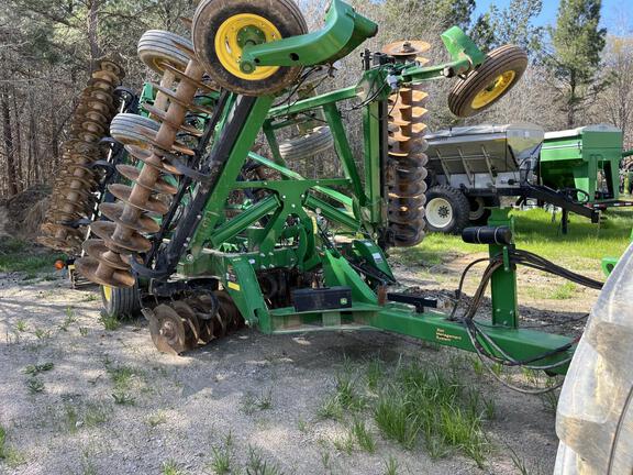 2021 John Deere 2633VT