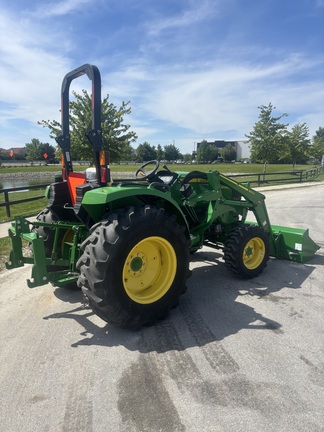 2023 John Deere 4044M