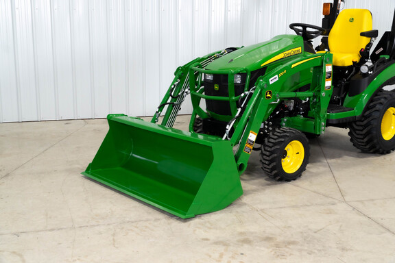 2026 John Deere 1025R