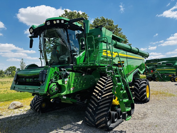 2025 John Deere X9 1100