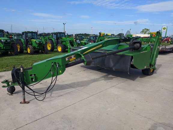 2019 John Deere 635