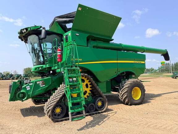 2024 John Deere S790