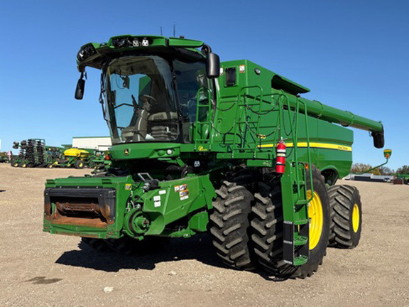 2024 John Deere S790