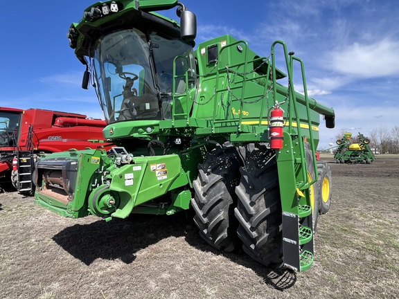 2024 John Deere S780